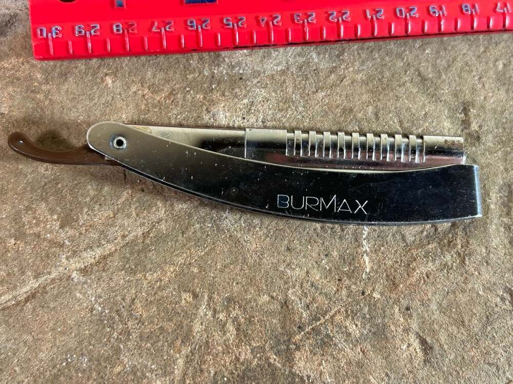 Burmax hair shaper read ! Made in Hong Kong